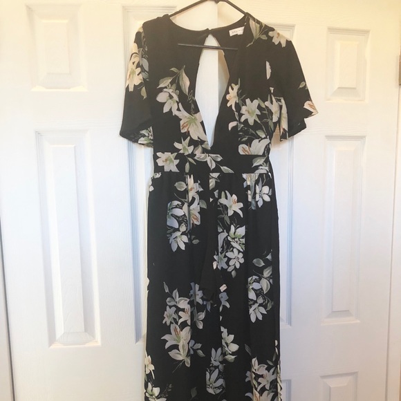 Socialite Dresses & Skirts - Floral Print Romper